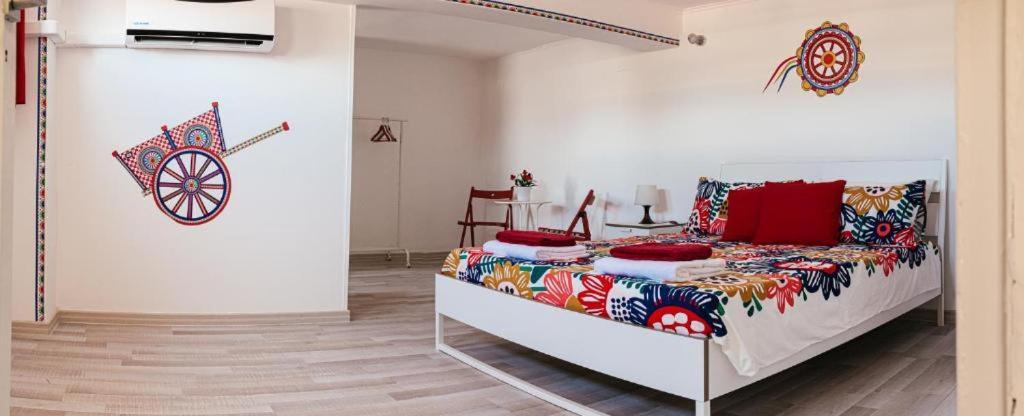 Attico In Pieno Centro Storico Di Catania Apartment Екстериор снимка